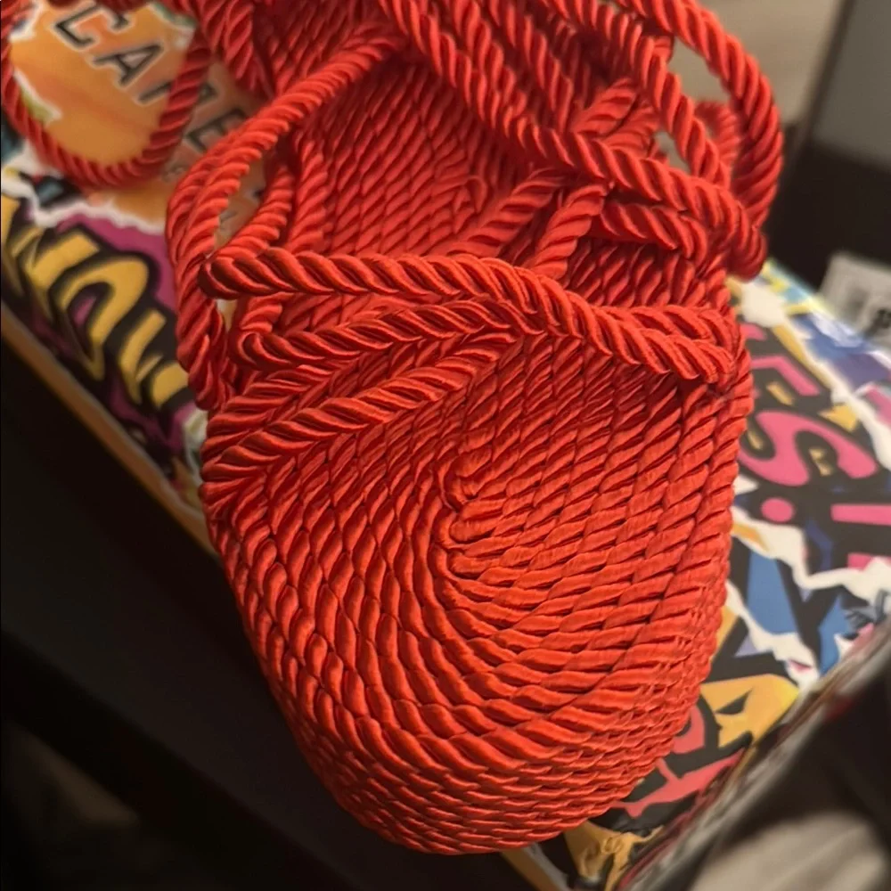 Cape Robbin Women's RED❣️Sandals BRAND NEW IN BOX❣️(pictured in Pink but RED)